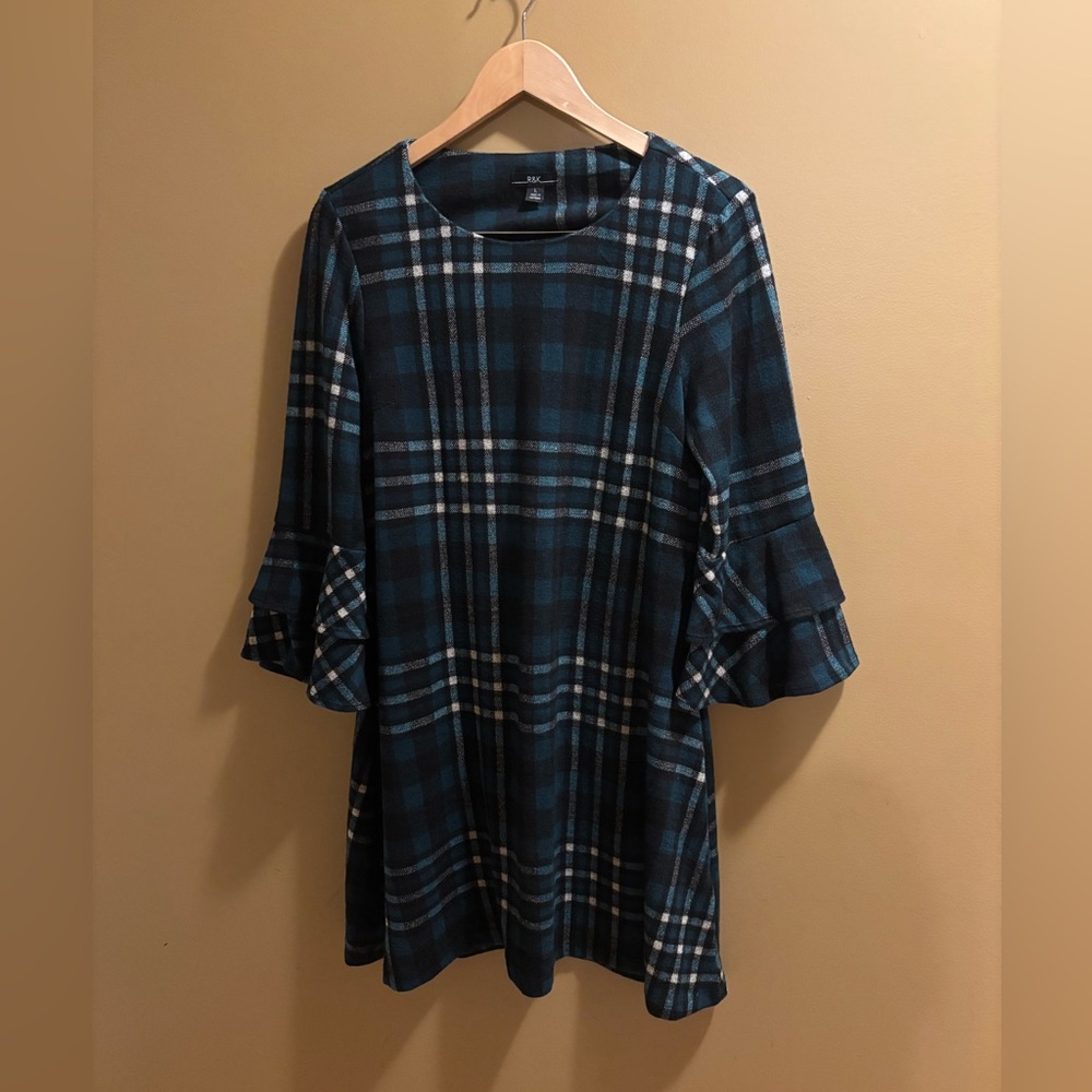 😍R&K Blue Plaid Dress with Ruffle Sleeves